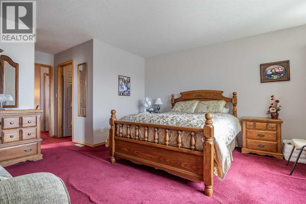 27 Upland Manor, Brooks, Alberta  T1R 1L4 - Photo 29 - A2303467
