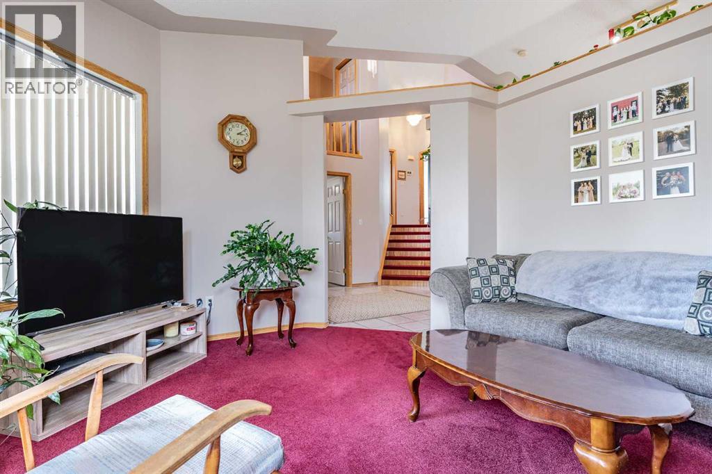 27 Upland Manor, Brooks, Alberta  T1R 1L4 - Photo 7 - A2303467