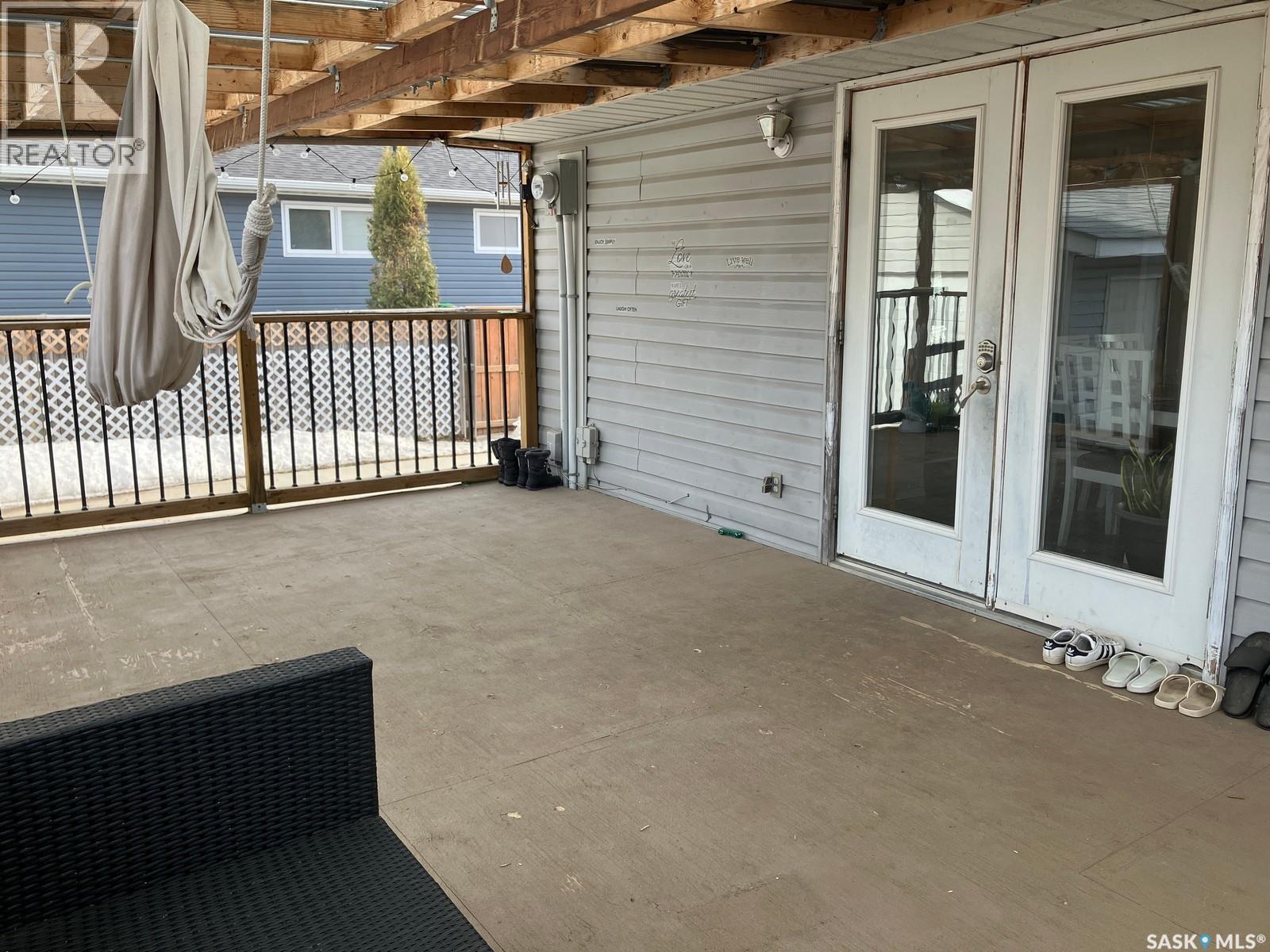 205 6th Street N, Nipawin, Saskatchewan  S0E 1E0 - Photo 11 - SK030450