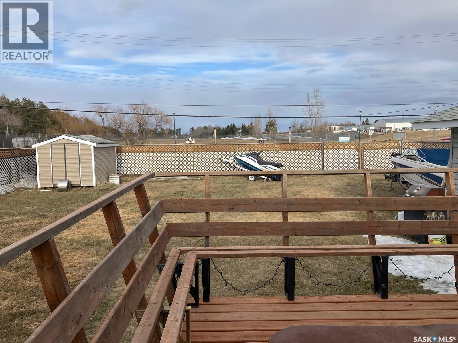 205 6th Street N, Nipawin, Saskatchewan  S0E 1E0 - Photo 8 - SK030450