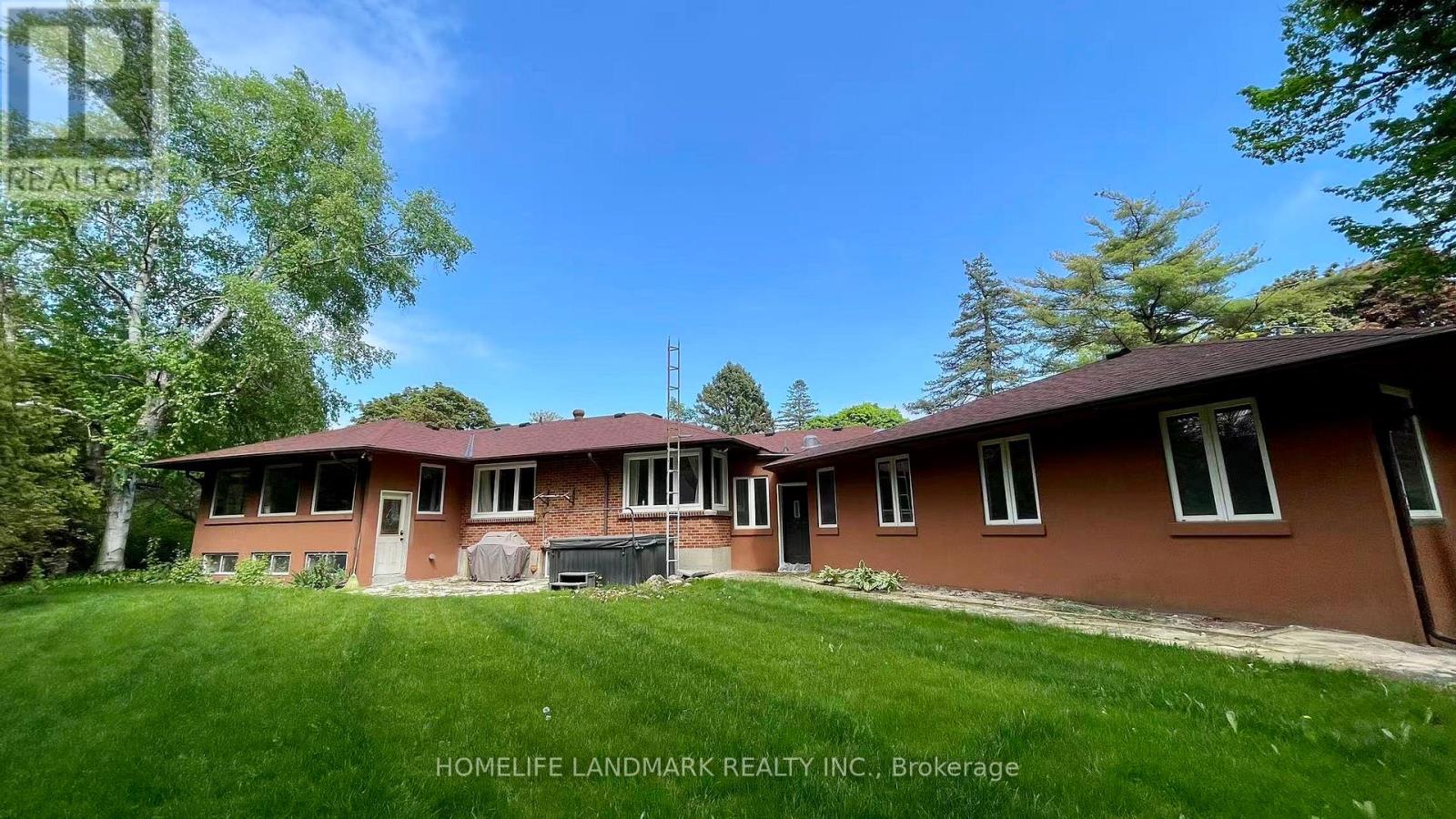 1556 Crestview Avenue, Mississauga, Ontario  L5G 3P6 - Photo 10 - W13081978