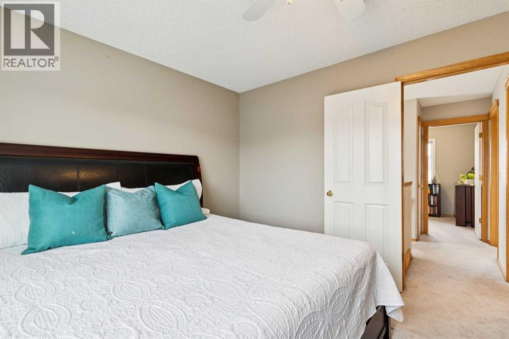 81 Bridlewood Manor SW, Calgary, Alberta  T2Y 3T4 - Photo 17 - A2294484