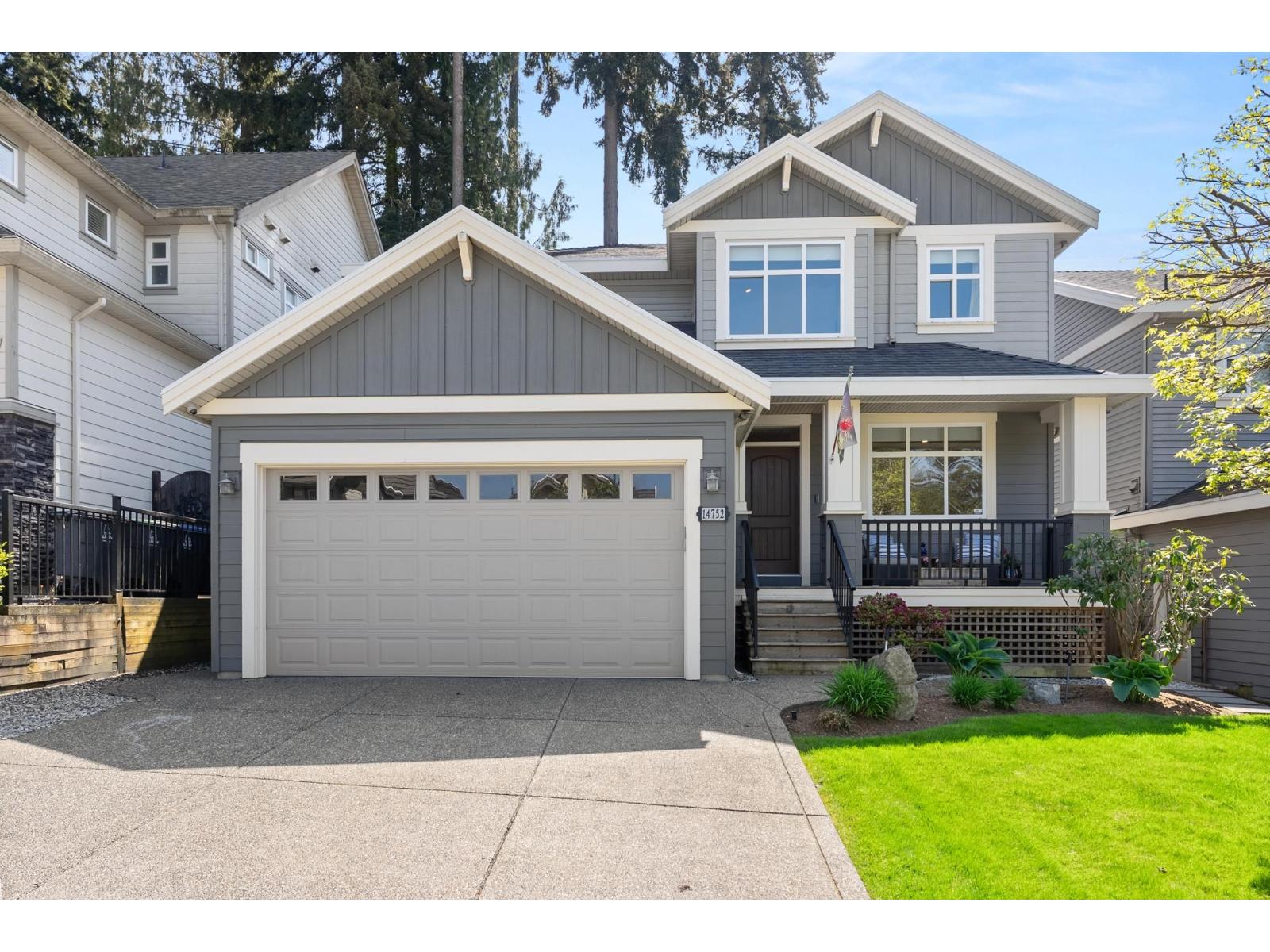 14752 34a Avenue, Surrey, British Columbia  V4P 0B3 - Photo 1 - R3119108