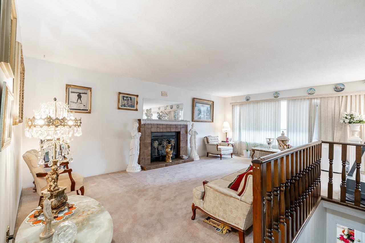 4820 200 Street, Langley, British Columbia  V3A 1L5 - Photo 1 - R3119157