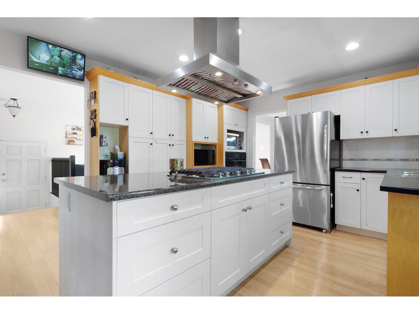 2348 W Ridgeway Street, Abbotsford, British Columbia  V2T 3H3 - Photo 6 - R3119207