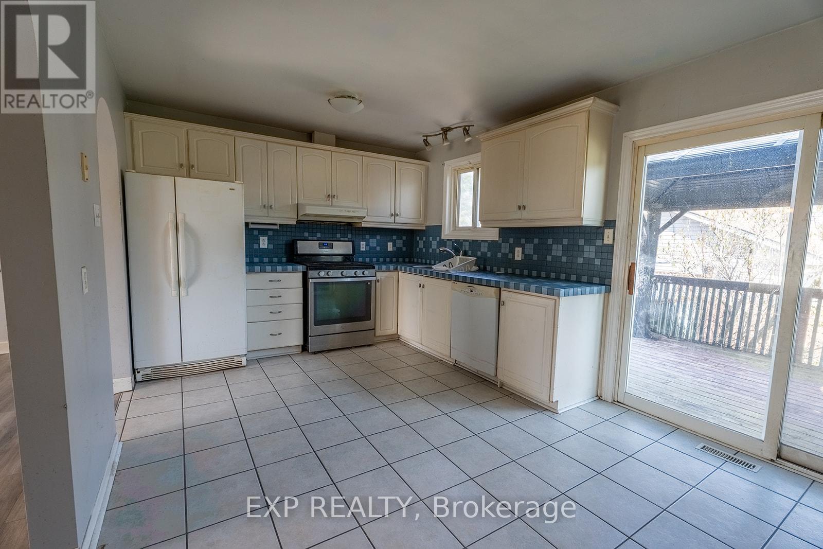 45 Roth Street, Essa, Ontario  L0M 1B0 - Photo 10 - N13082010