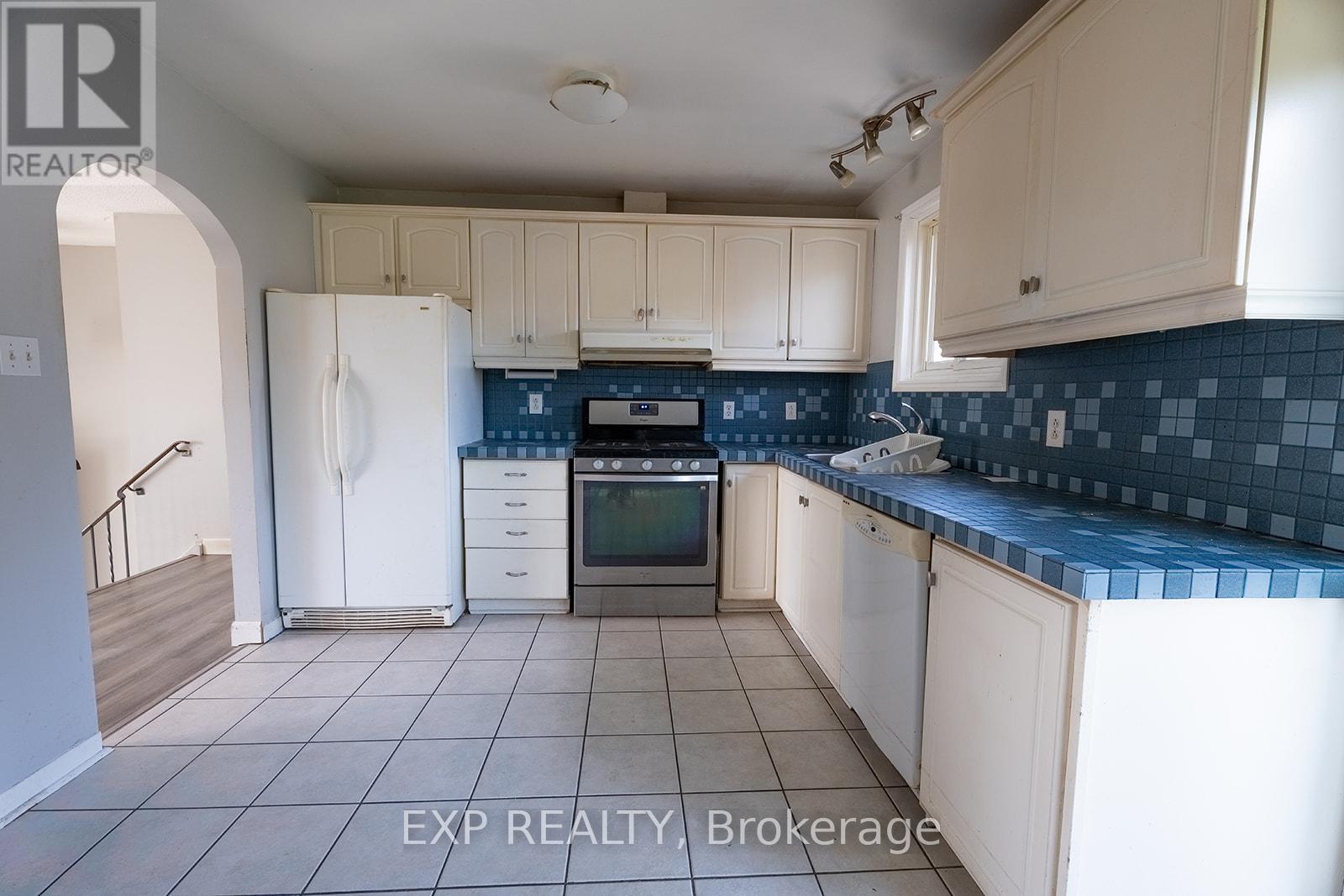 45 Roth Street, Essa, Ontario  L0M 1B0 - Photo 11 - N13082010