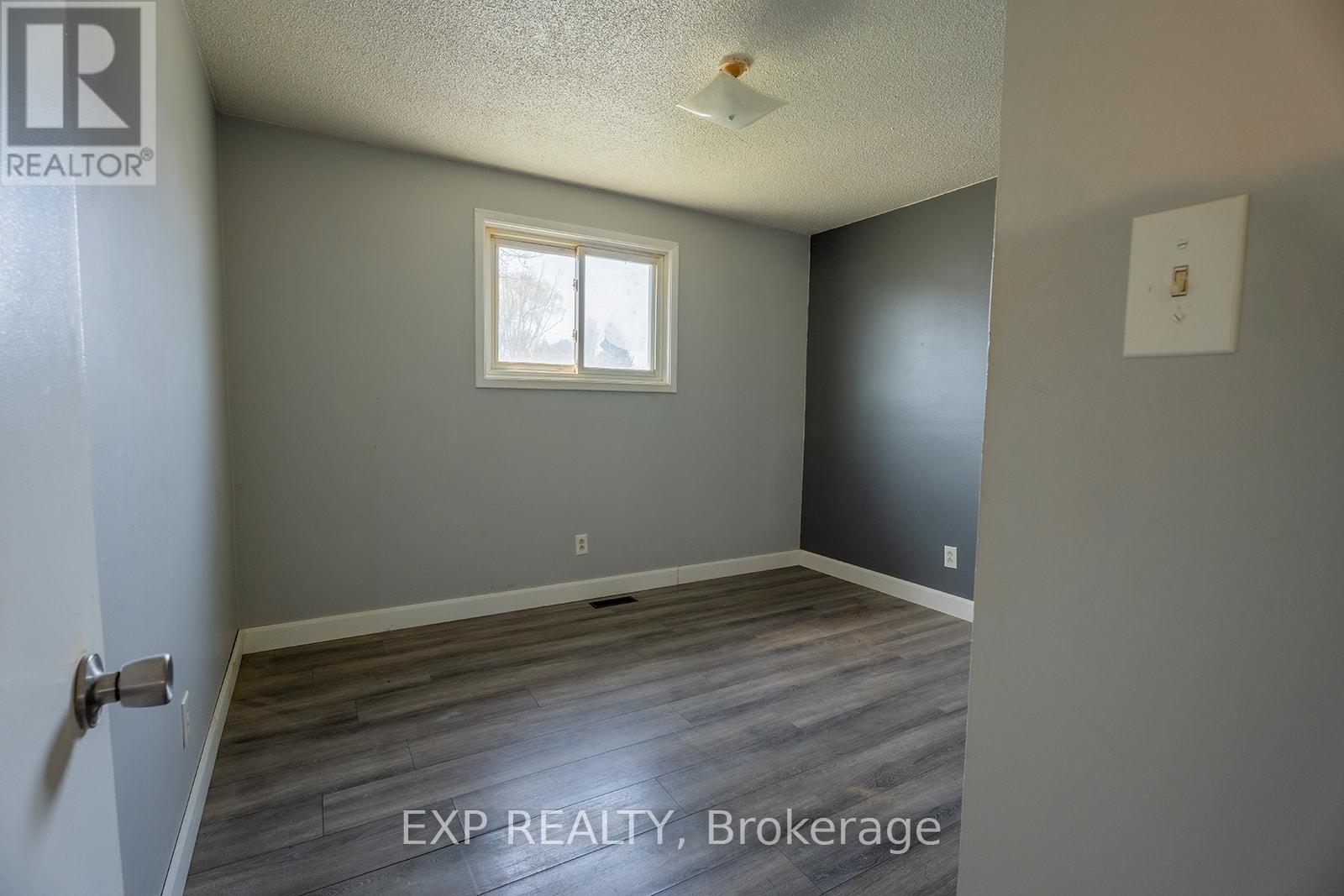 45 Roth Street, Essa, Ontario  L0M 1B0 - Photo 16 - N13082010