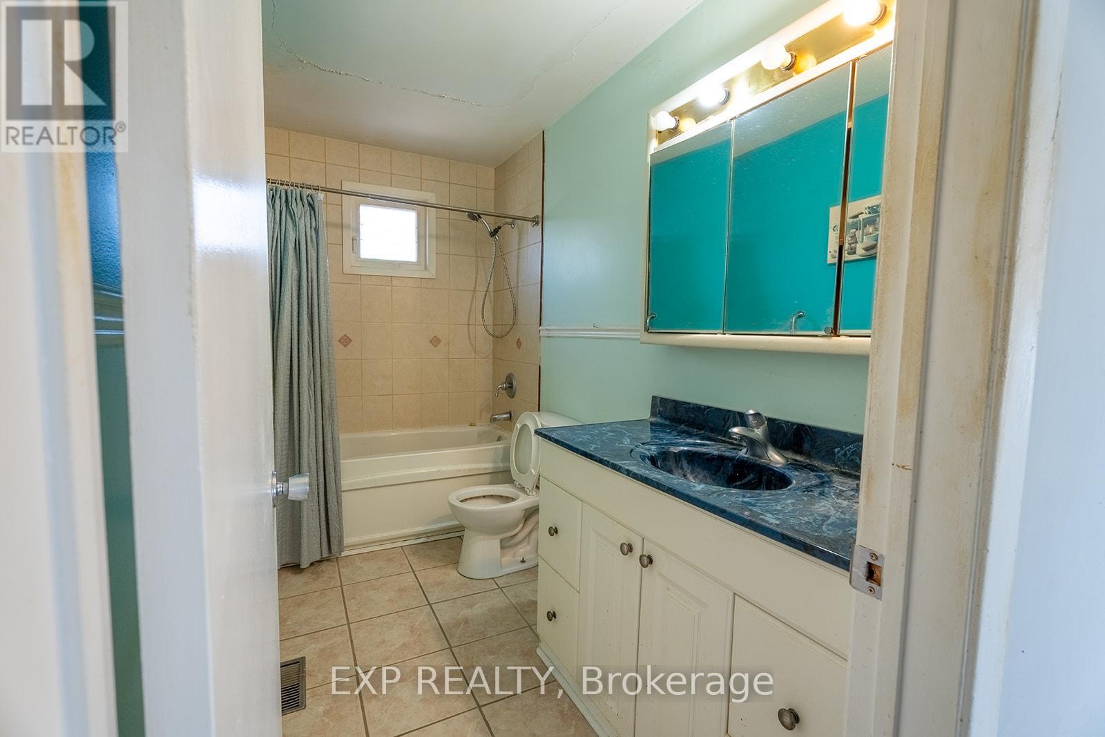 45 Roth Street, Essa, Ontario  L0M 1B0 - Photo 18 - N13082010