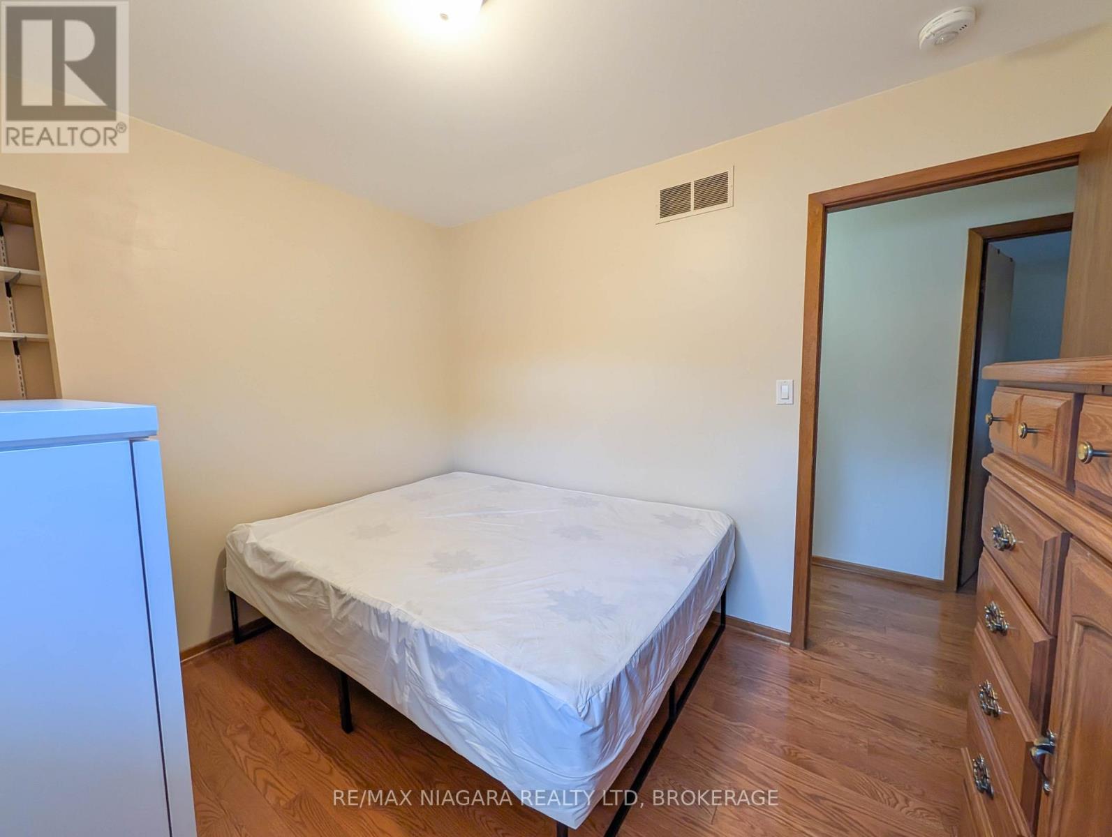 50 Chetwood Street, St. Catharines, Ontario  L2S 2A2 - Photo 18 - X12799106