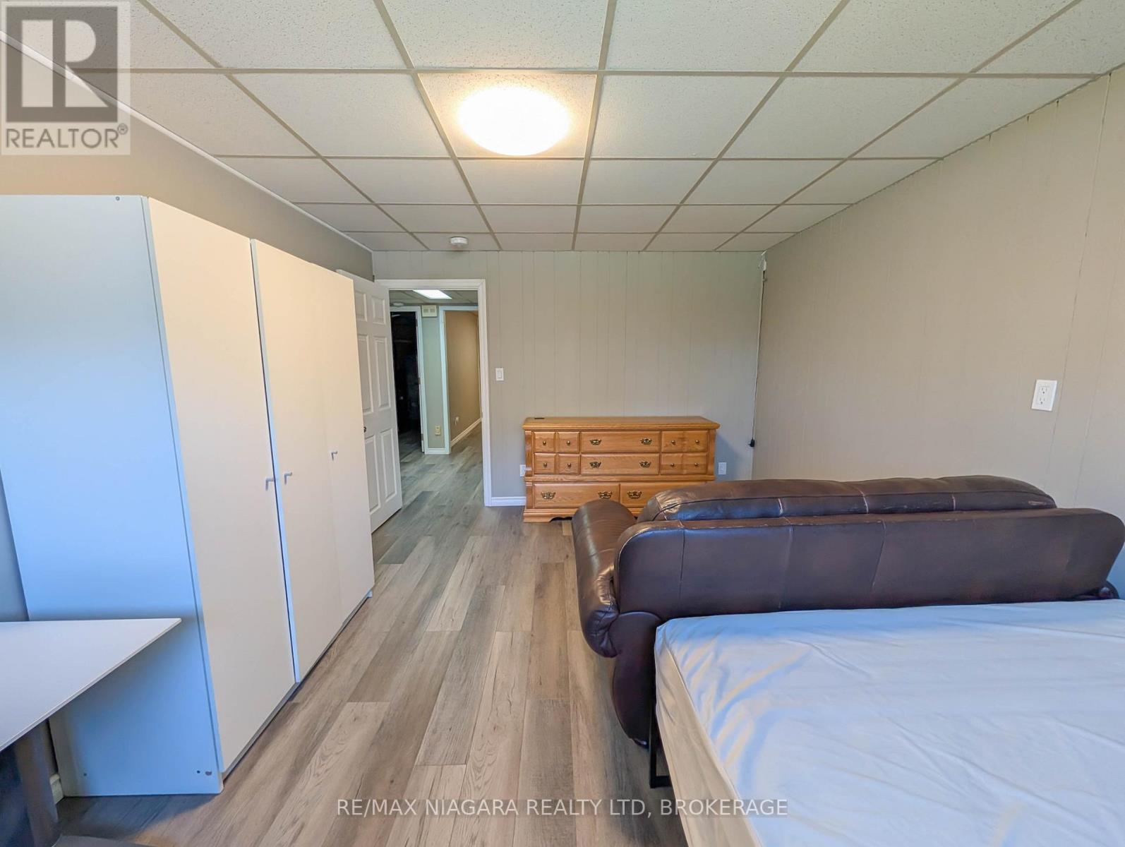 50 Chetwood Street, St. Catharines, Ontario  L2S 2A2 - Photo 28 - X12799106
