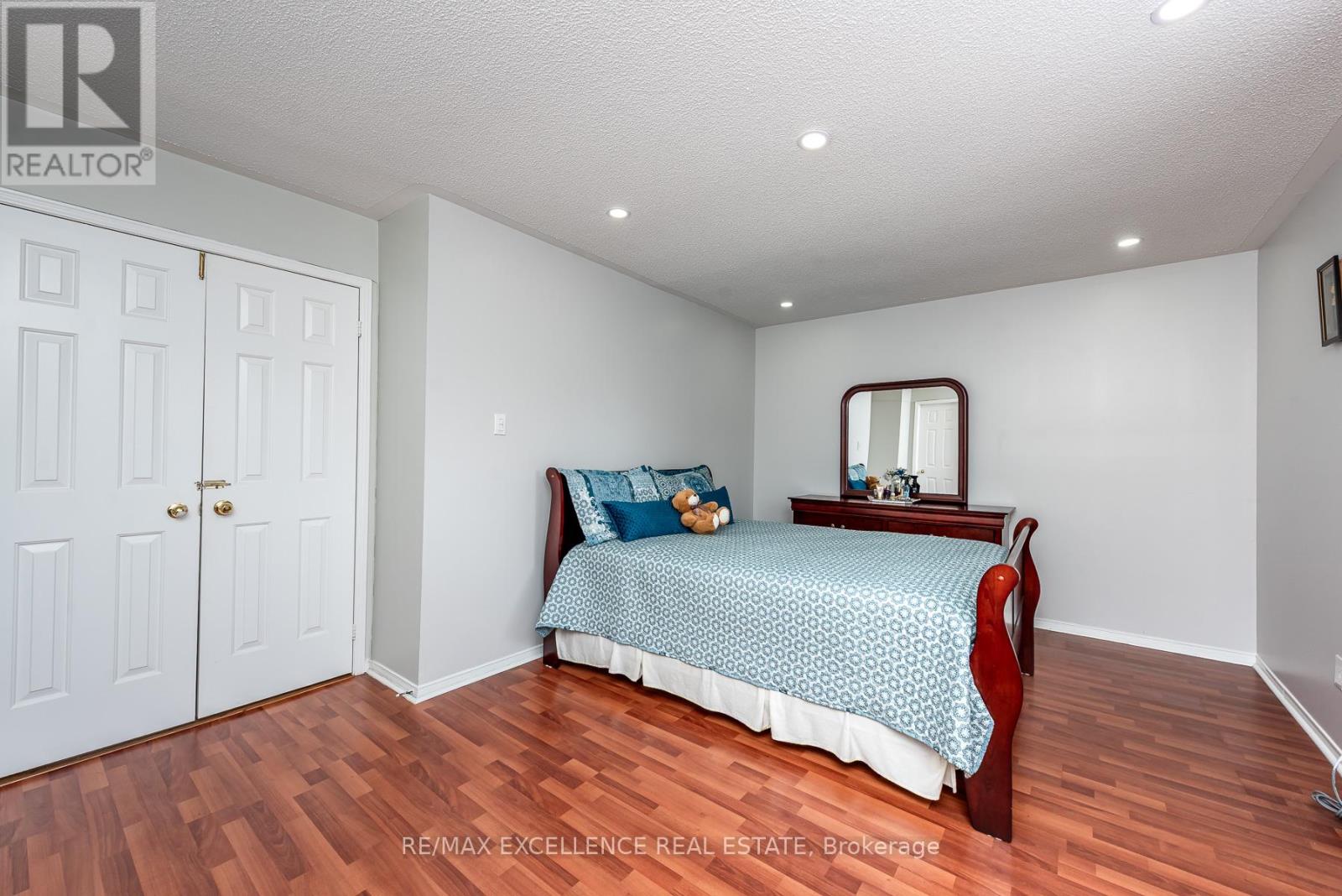 71 Rocky Mountain Crescent, Brampton, Ontario  L6R 1E7 - Photo 22 - W13081998
