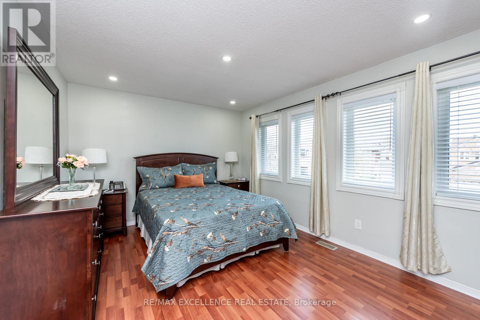 71 Rocky Mountain Crescent, Brampton, Ontario  L6R 1E7 - Photo 27 - W13081998