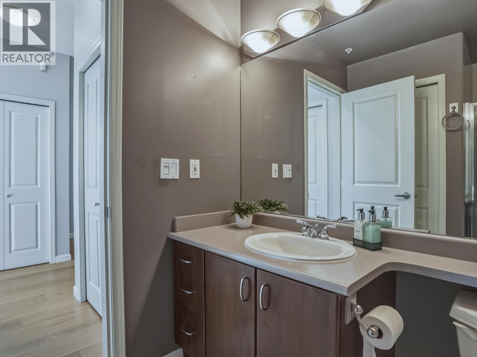 1201 120 W 16th Street, North Vancouver, British Columbia  V7M 3N6 - Photo 17 - R3119310