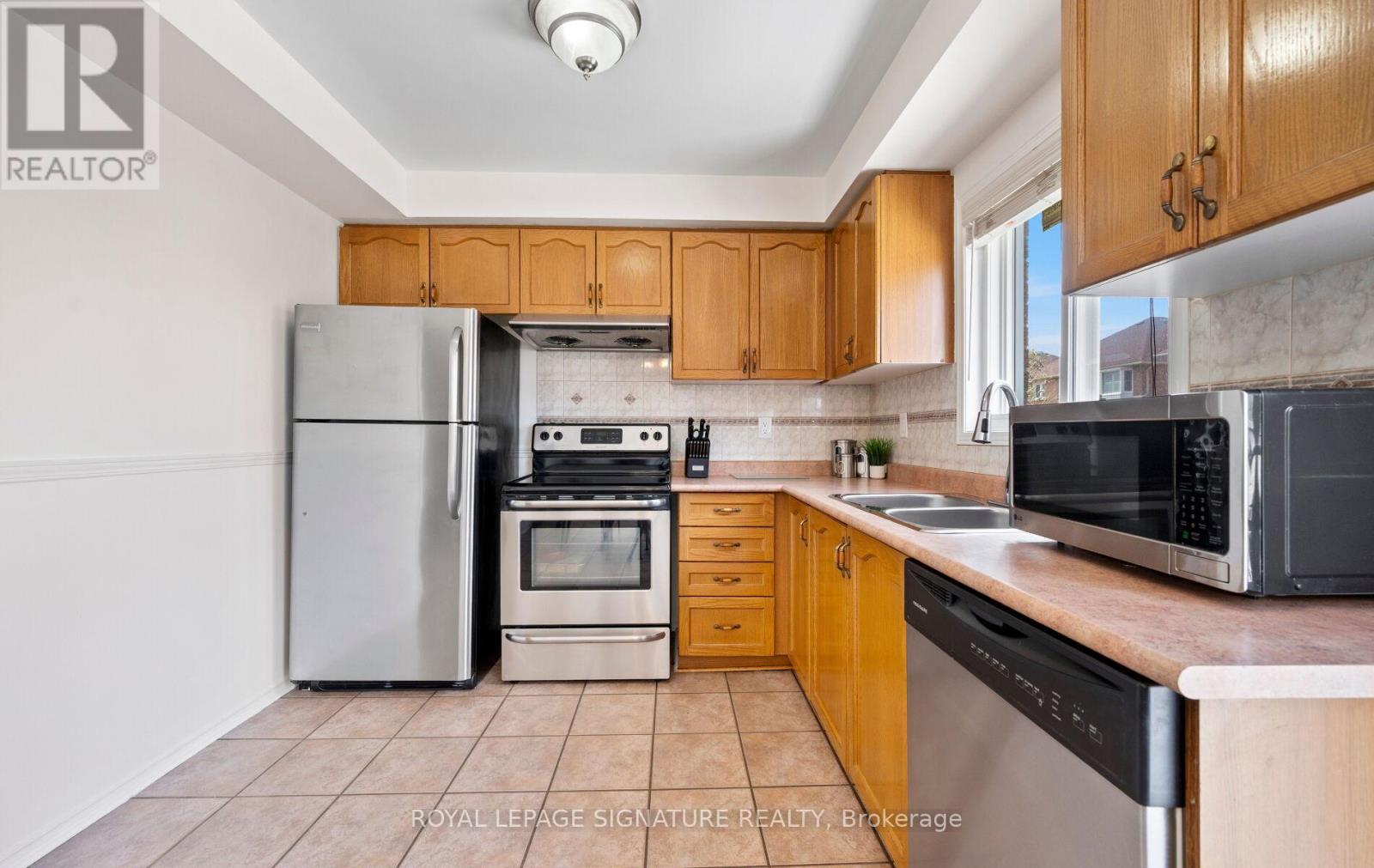 7 Kitto Court, Brampton, Ontario  L6Y 5A9 - Photo 17 - W13078842