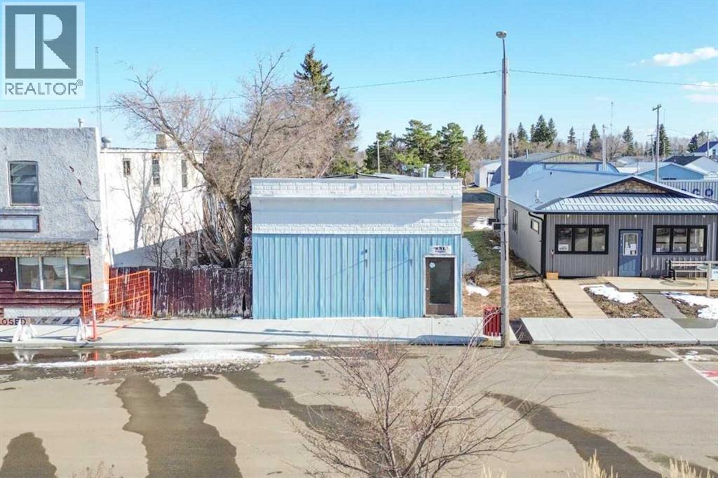 5015 Main Street, Donalda, Alberta  T0C 1H0 - Photo 1 - A2307440