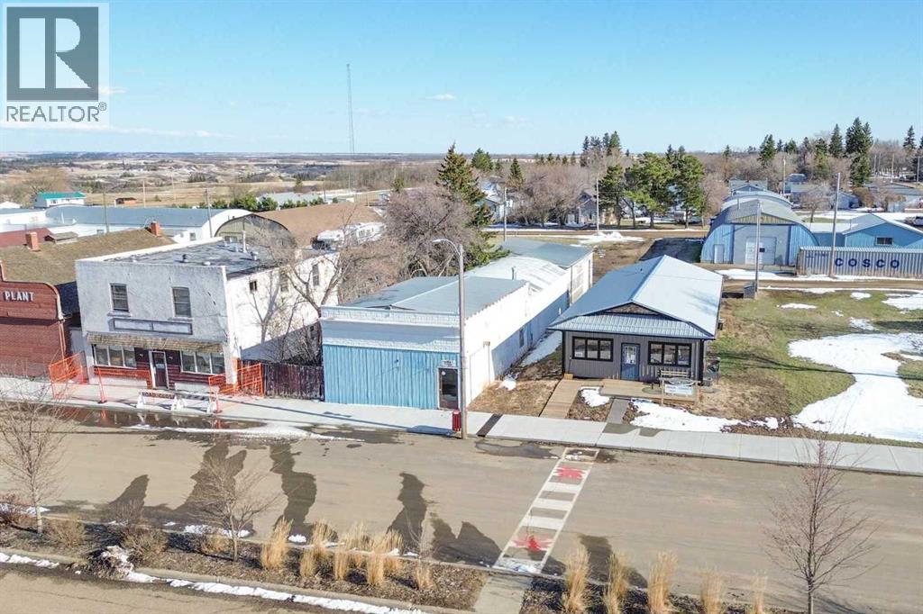 5015 Main Street, Donalda, Alberta  T0C 1H0 - Photo 2 - A2307440