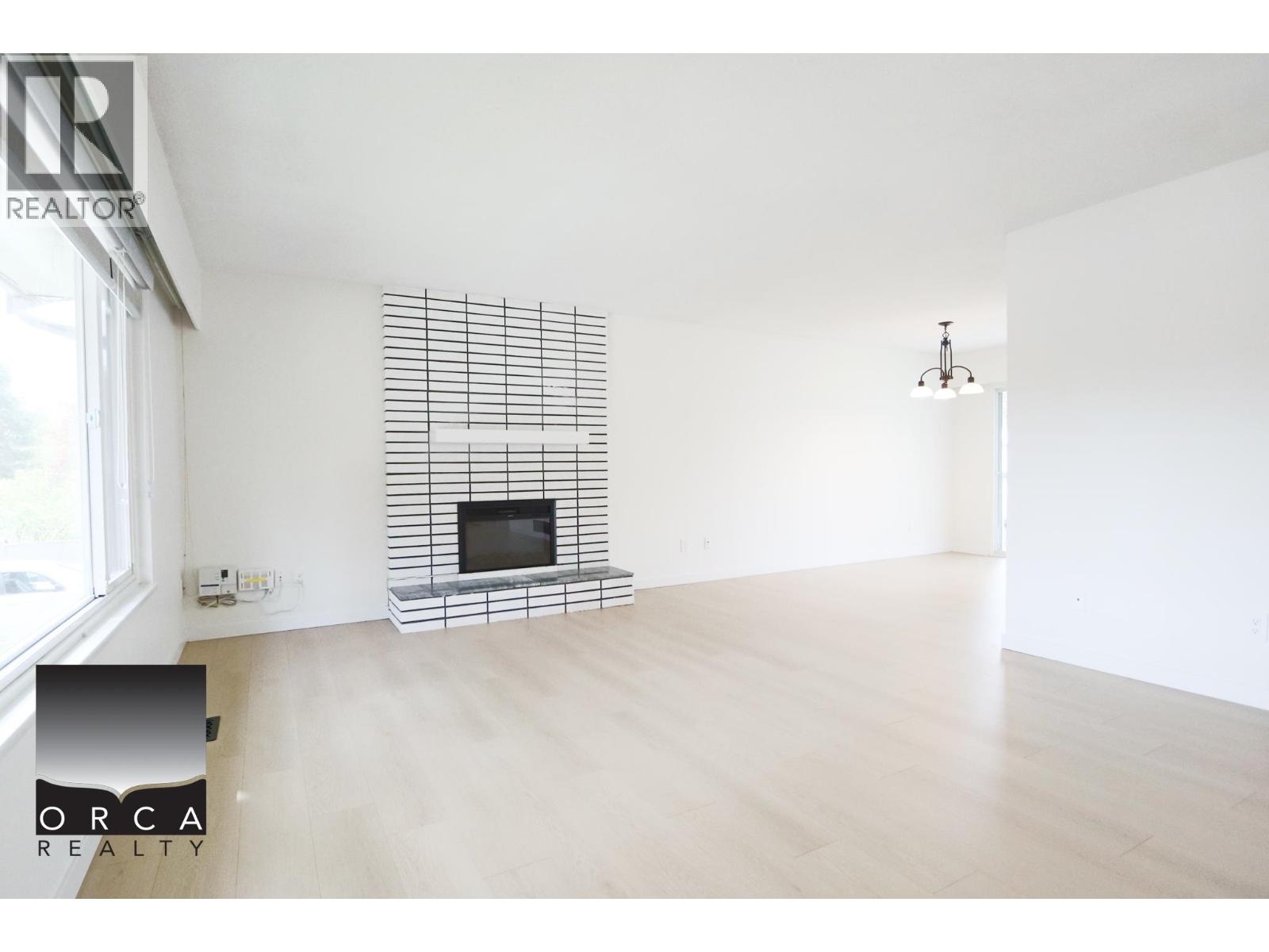 7411 Thormanby Crescent Crescent, Richmond, British Columbia  V7C 4G4 - Photo 2 - R3119355