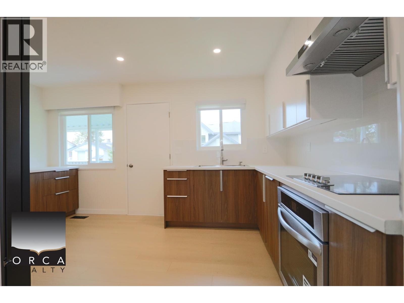 7411 Thormanby Crescent Crescent, Richmond, British Columbia  V7C 4G4 - Photo 5 - R3119355