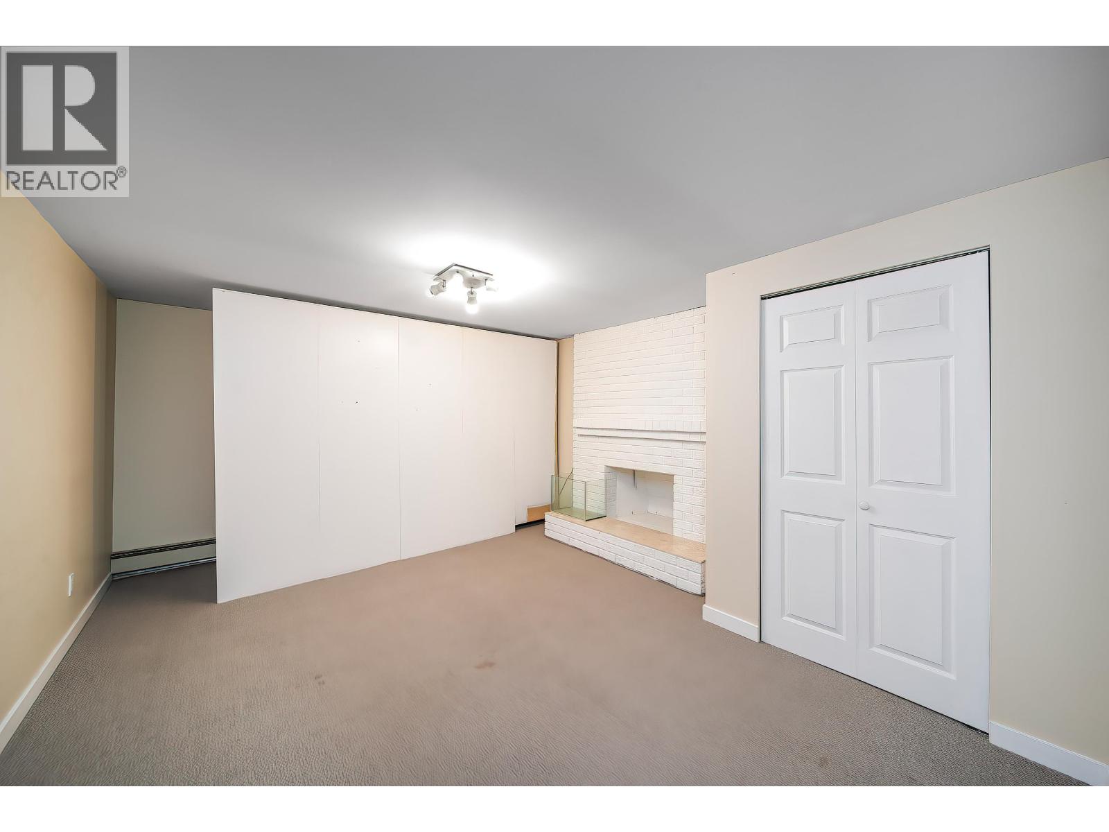7135 4th Street, Burnaby, British Columbia  V5E 3X7 - Photo 31 - R3119093