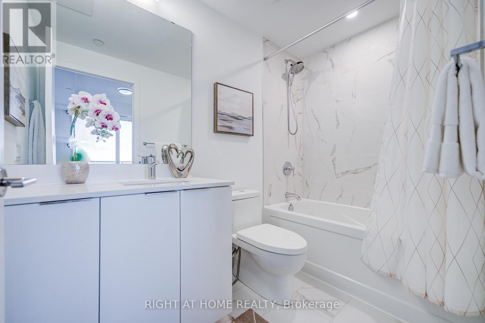 8 Olympic Garden Drive, Toronto (Newtonbrook East), Ontario  M2M 0B9 - Photo 19 - C13082032