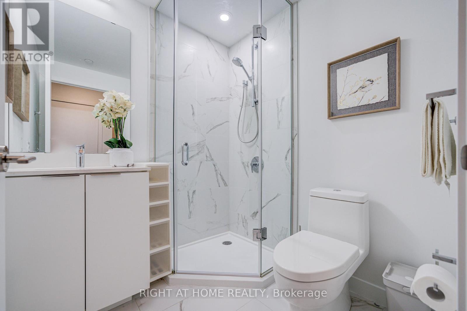 8 Olympic Garden Drive, Toronto (Newtonbrook East), Ontario  M2M 0B9 - Photo 22 - C13082032
