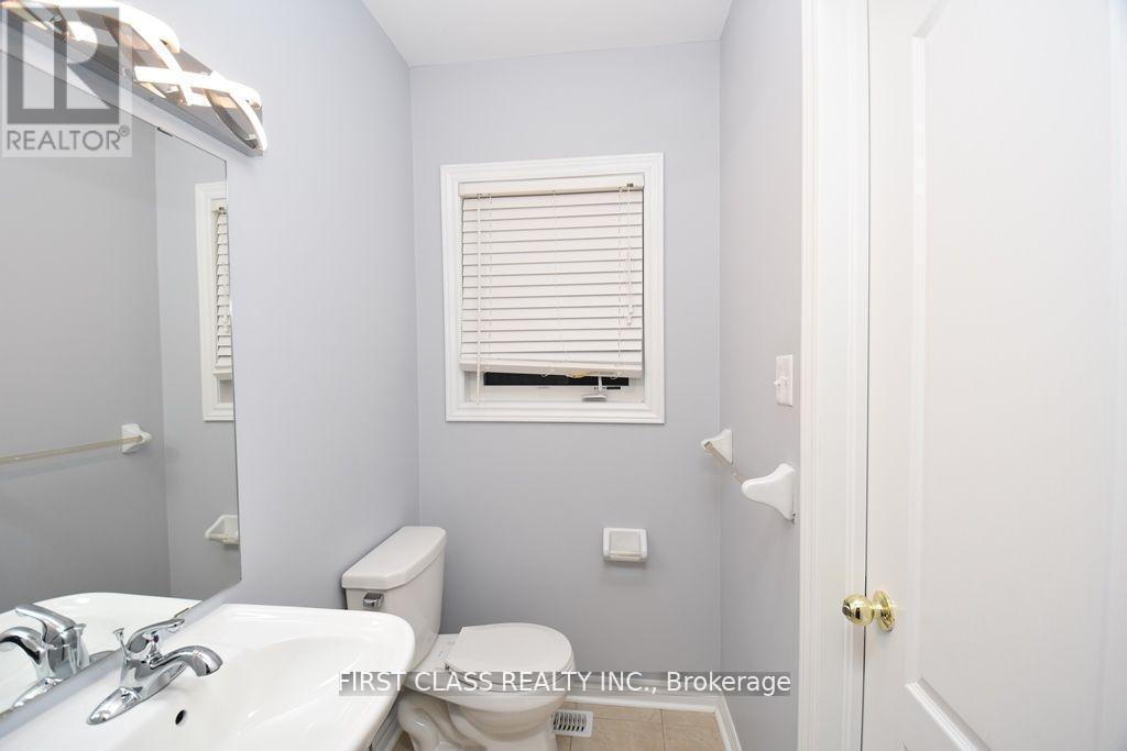 Upper - 1542 Bruny Avenue, Pickering (Duffin Heights), Ontario  L1X 0C5 - Photo 13 - E13082044
