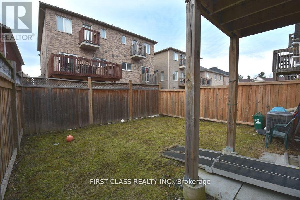 Upper - 1542 Bruny Avenue, Pickering (Duffin Heights), Ontario  L1X 0C5 - Photo 18 - E13082044