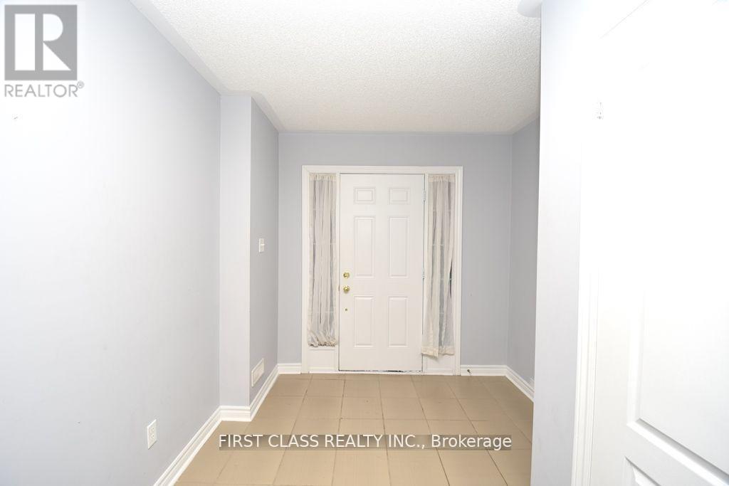 Upper - 1542 Bruny Avenue, Pickering (Duffin Heights), Ontario  L1X 0C5 - Photo 6 - E13082044