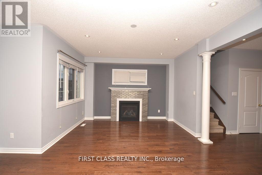 Upper - 1542 Bruny Avenue, Pickering (Duffin Heights), Ontario  L1X 0C5 - Photo 8 - E13082044