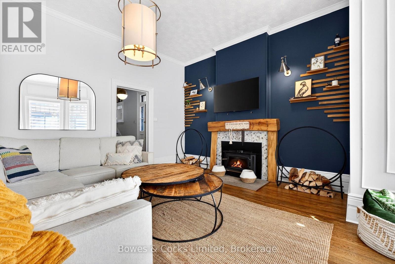 82 Queen Street, Selwyn, Ontario  K0L 2H0 - Photo 17 - X12994740