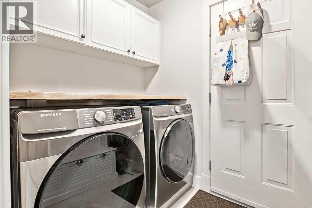 12 Discovery Ridge Court SW, Calgary, Alberta  T3H 4P8 - Photo 19 - A2307499