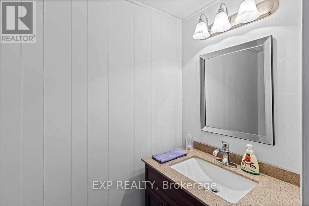 704 11th Street, Hanover, Ontario  N4N 3J4 - Photo 11 - X13081700