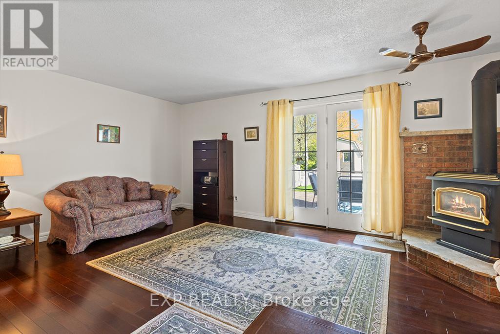 704 11th Street, Hanover, Ontario  N4N 3J4 - Photo 22 - X13081700