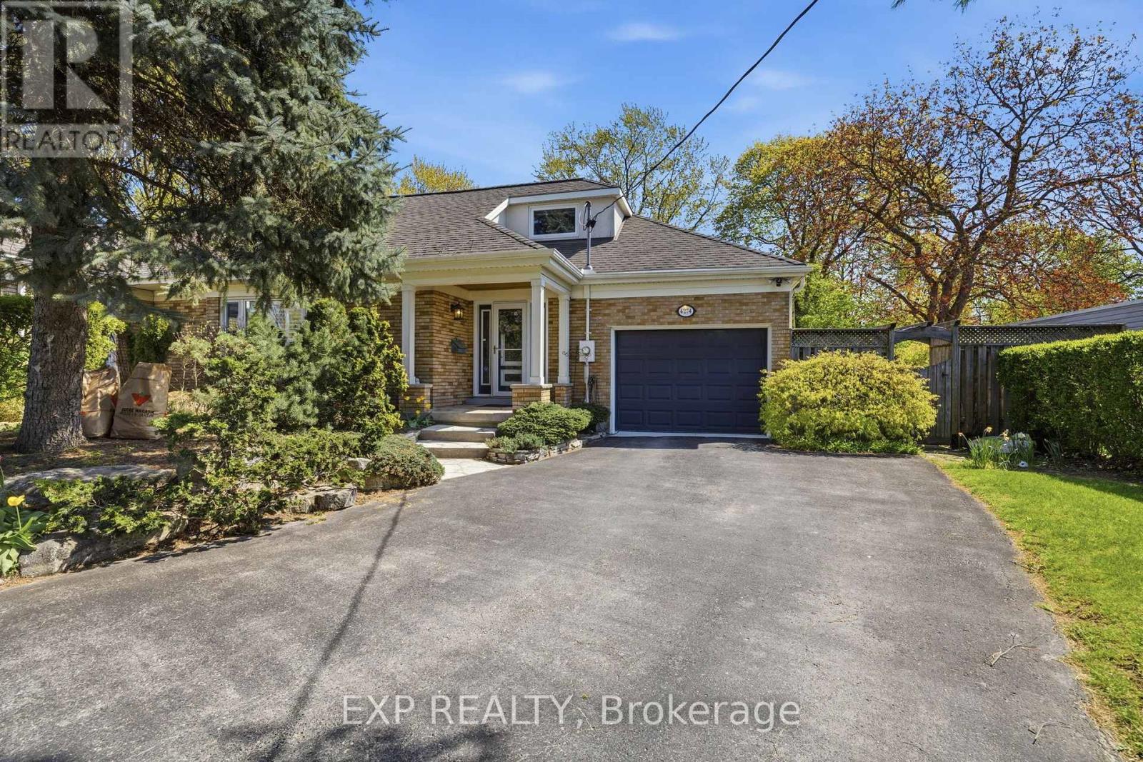 4274 South Routledge Road, London South (South V), Ontario  N6P 1A3 - Photo 3 - X13082056