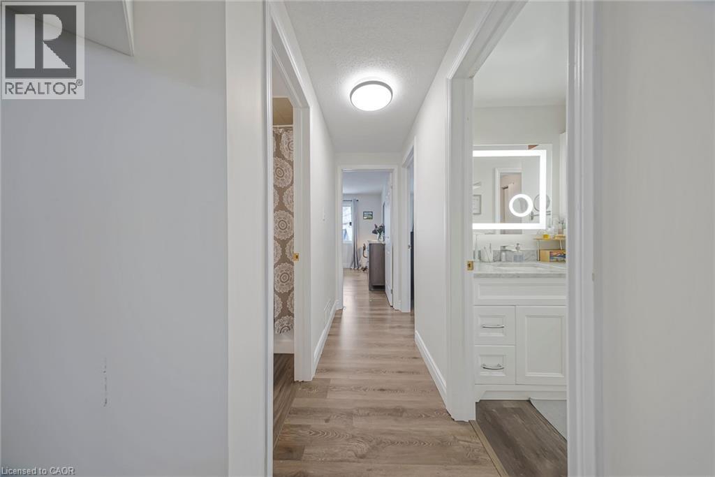 469 Old Newbury Lane, Cambridge, Ontario  N3H 5P5 - Photo 20 - 40816336