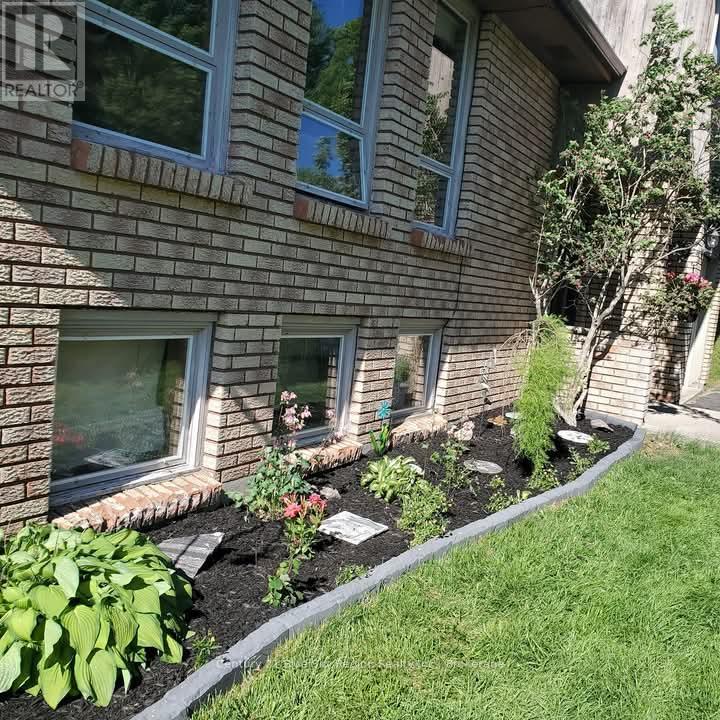 25 Carriage Crescent, North Bay, Ontario  P1C 1G5 - Photo 44 - X12990904