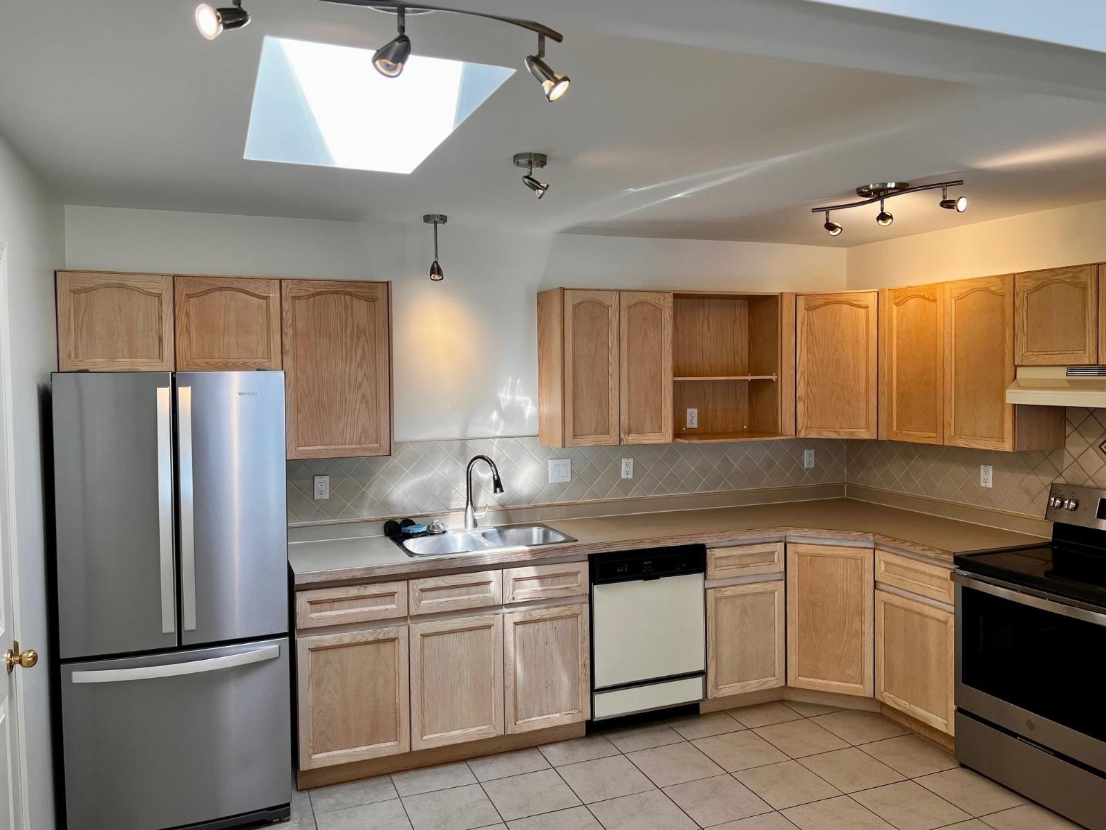 313 9299 121 Street, Surrey, British Columbia  V3V 7X8 - Photo 5 - R3117735