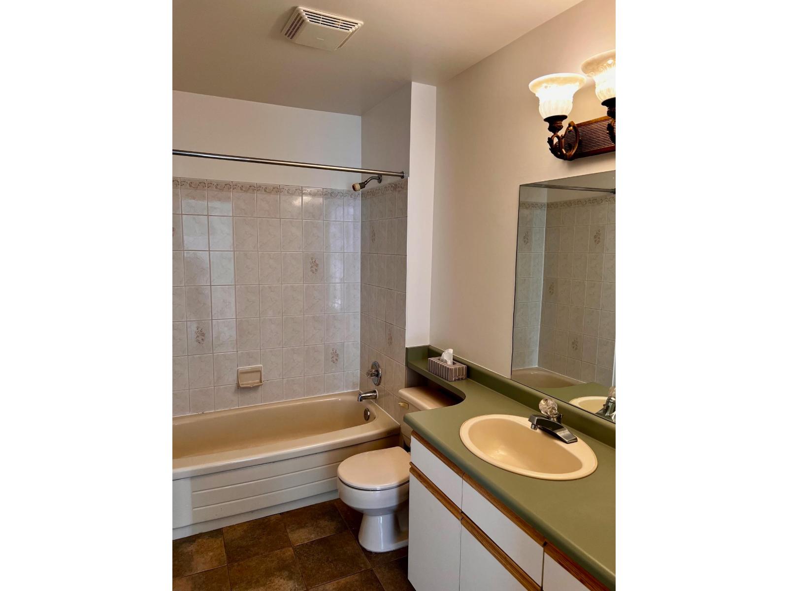 313 9299 121 Street, Surrey, British Columbia  V3V 7X8 - Photo 14 - R3117735