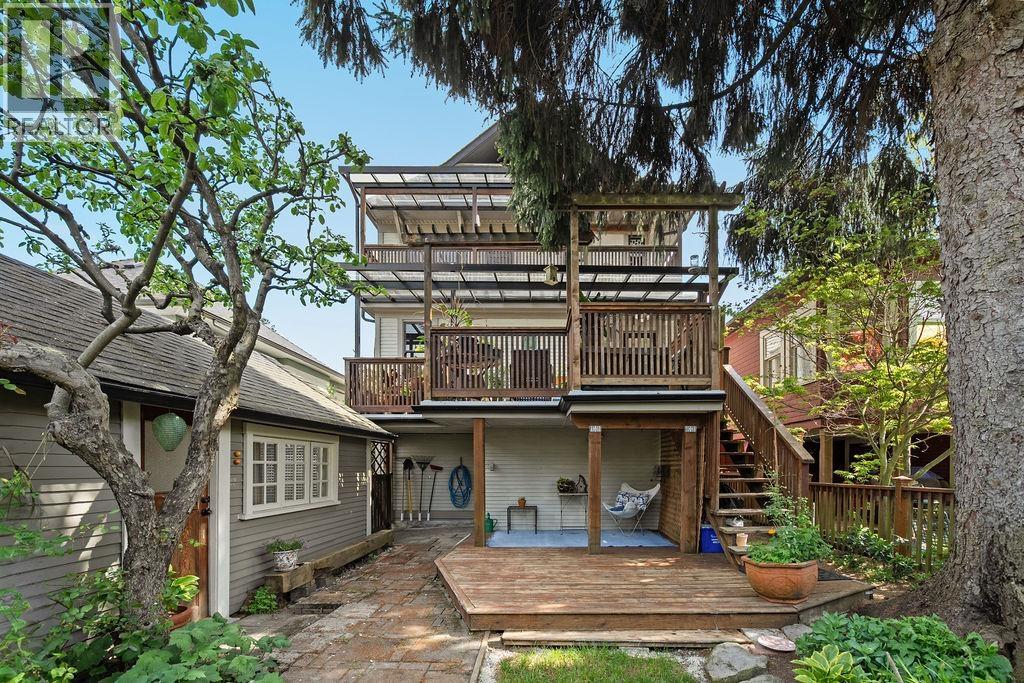 1115-1117 Semlin Drive, Vancouver, British Columbia  V5L 4K3 - Photo 30 - R3119351