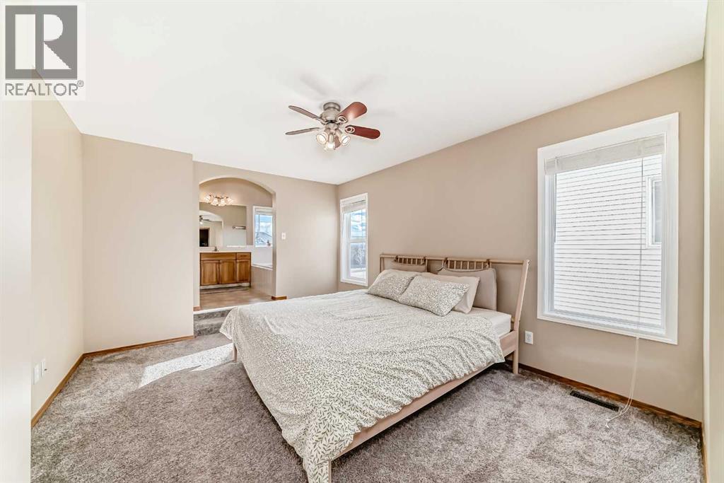 84 Cougarstone Square Sw, Calgary, Alberta  T3H 5J4 - Photo 15 - A2307572