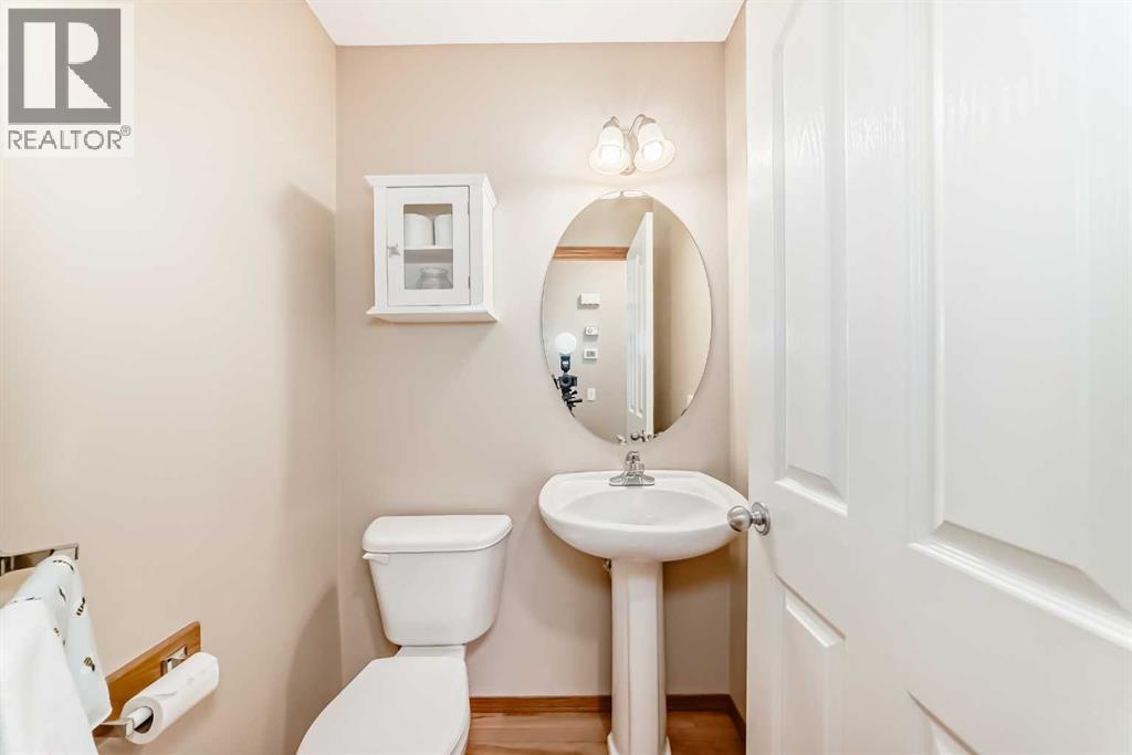 84 Cougarstone Square Sw, Calgary, Alberta  T3H 5J4 - Photo 22 - A2307572