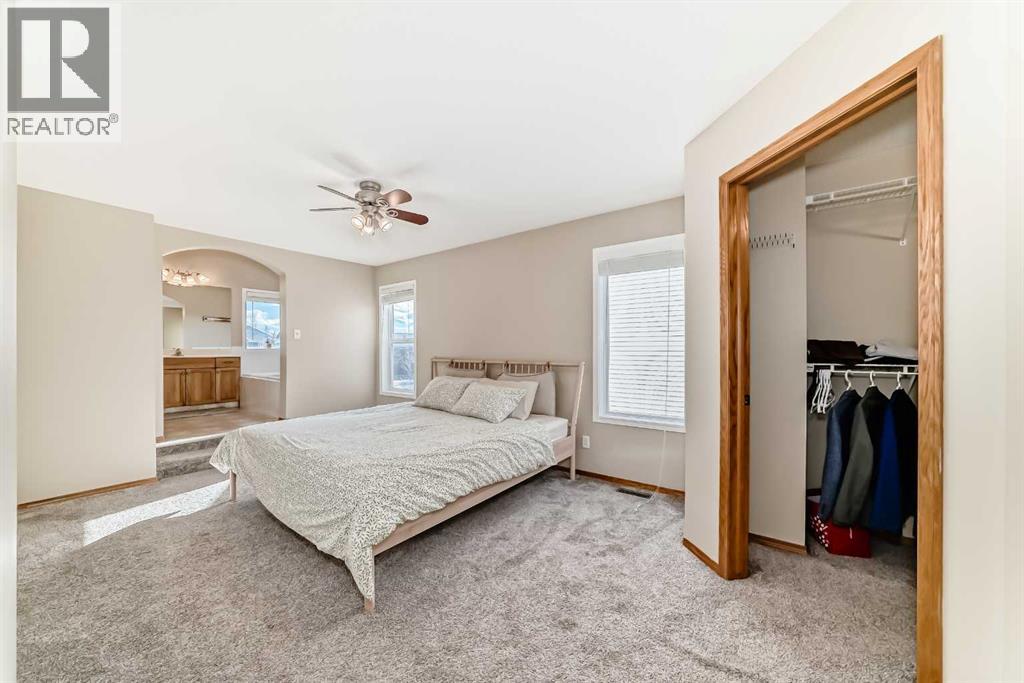 84 Cougarstone Square Sw, Calgary, Alberta  T3H 5J4 - Photo 16 - A2307572