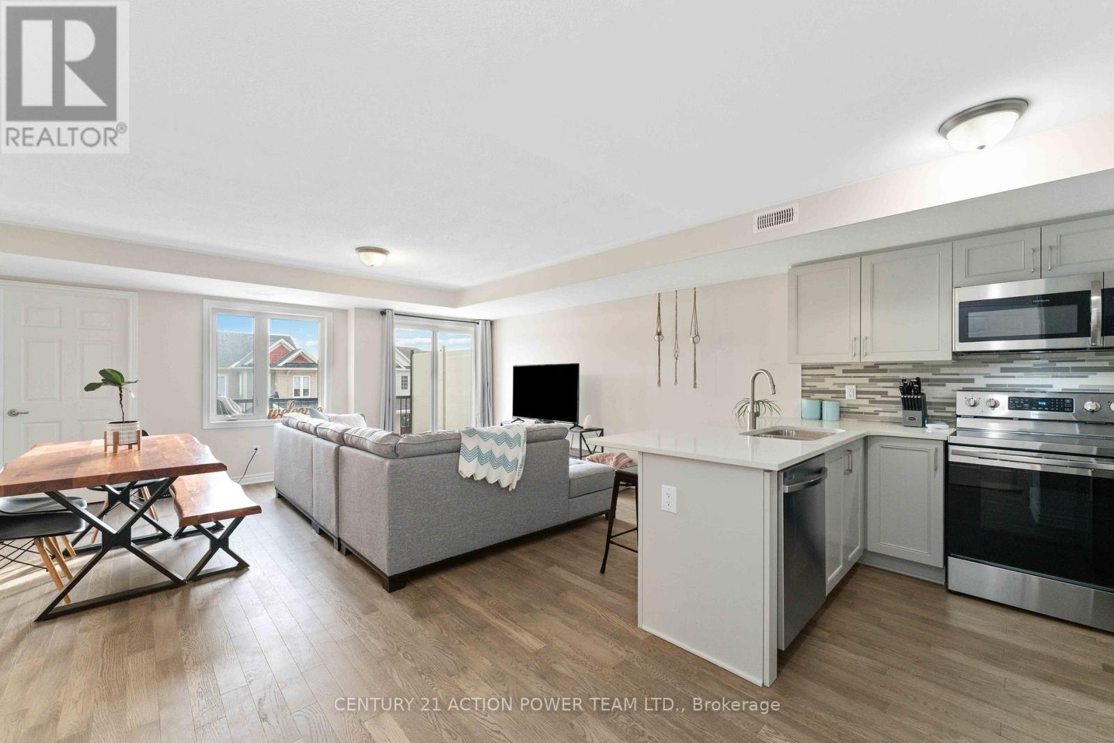 2035 Seeleys Bay Street, Ottawa, Ontario  K2J 3V5 - Photo 12 - X13082060