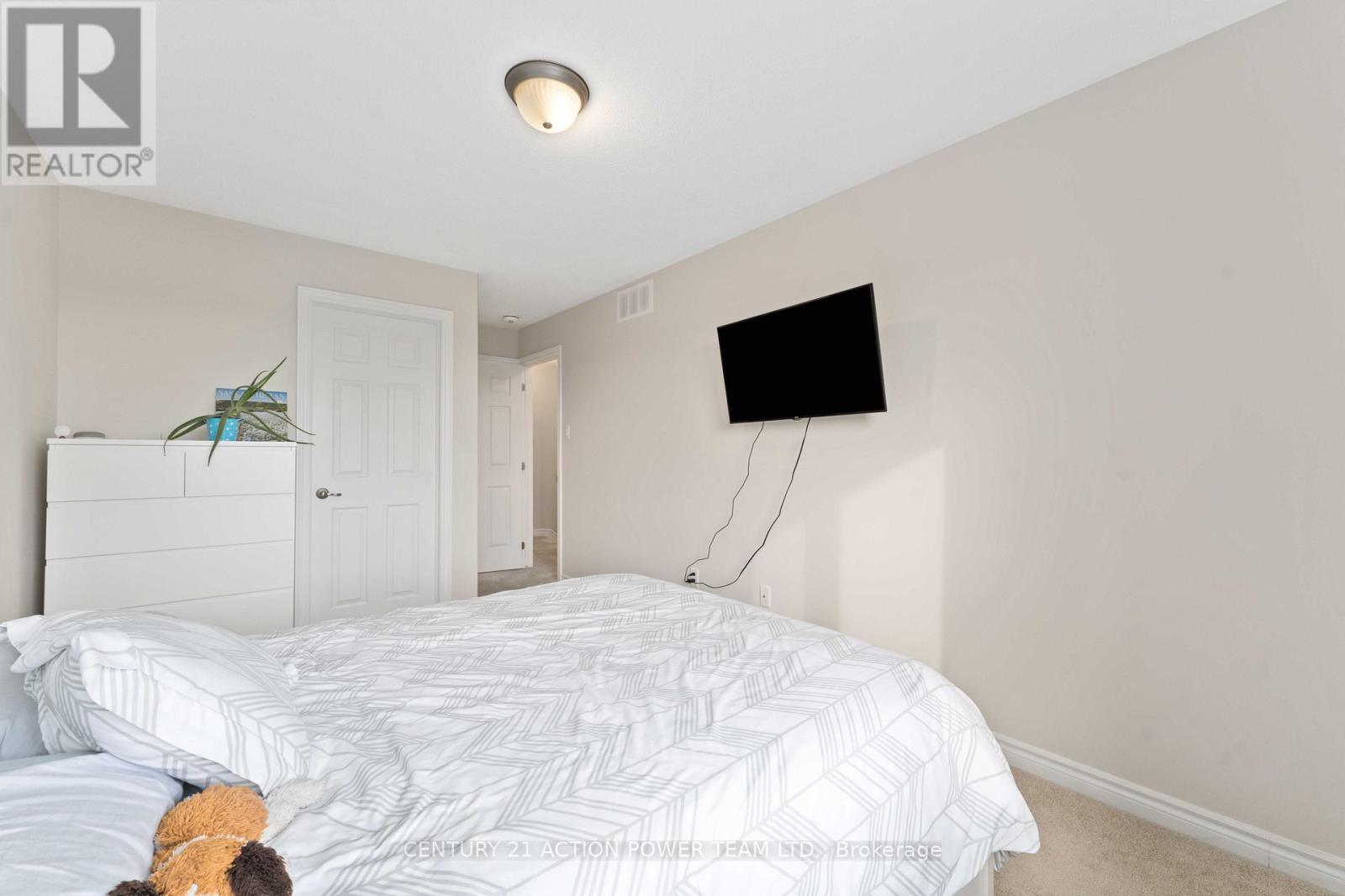 2035 Seeleys Bay Street, Ottawa, Ontario  K2J 3V5 - Photo 20 - X13082060