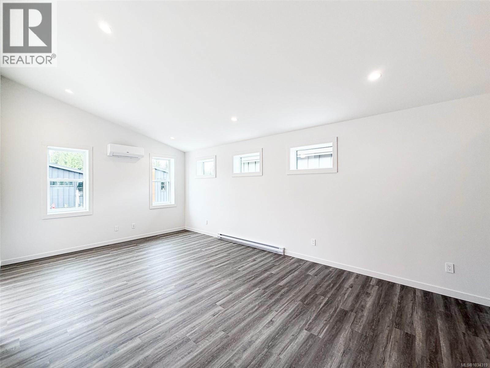 34 3025 Royston Rd, Cumberland, British Columbia  V0R 1S0 - Photo 4 - 1034319