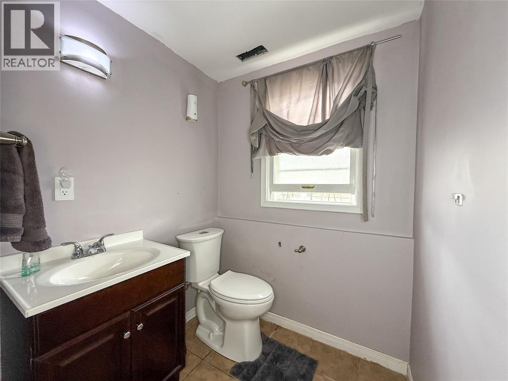 1508 Len Avenue, Sarnia, Ontario  N7S 3N1 - Photo 16 - 26009329