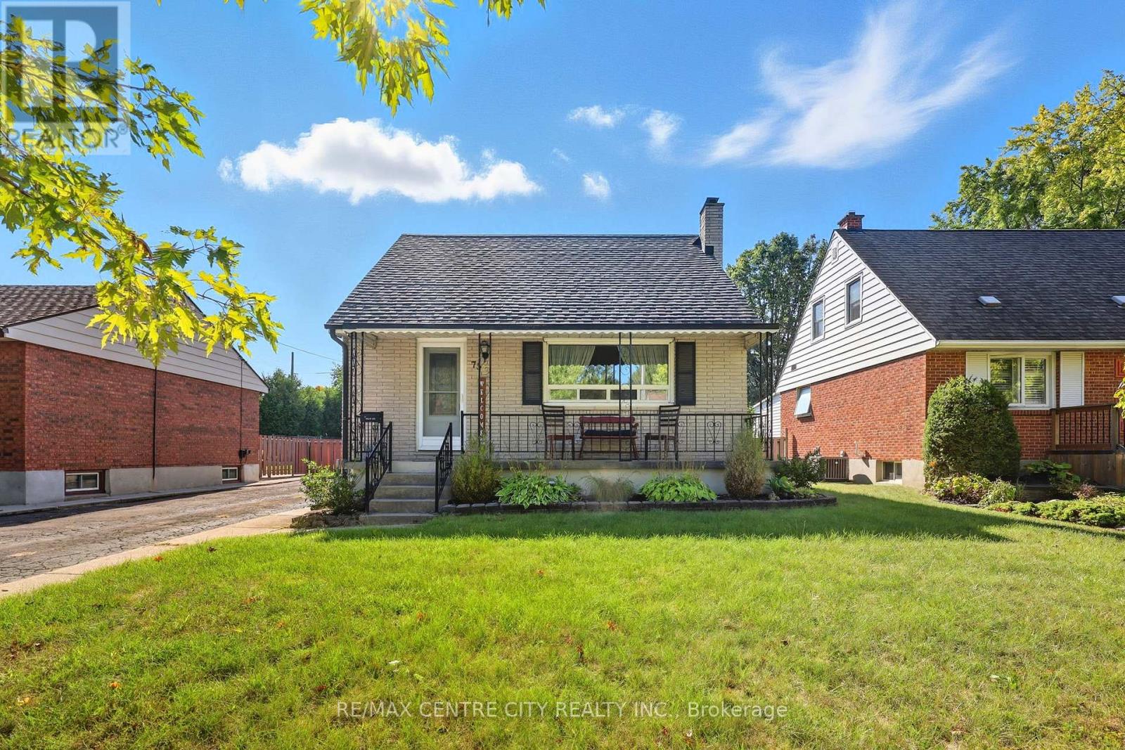 75 GLASS AVENUE, London East, Ontario