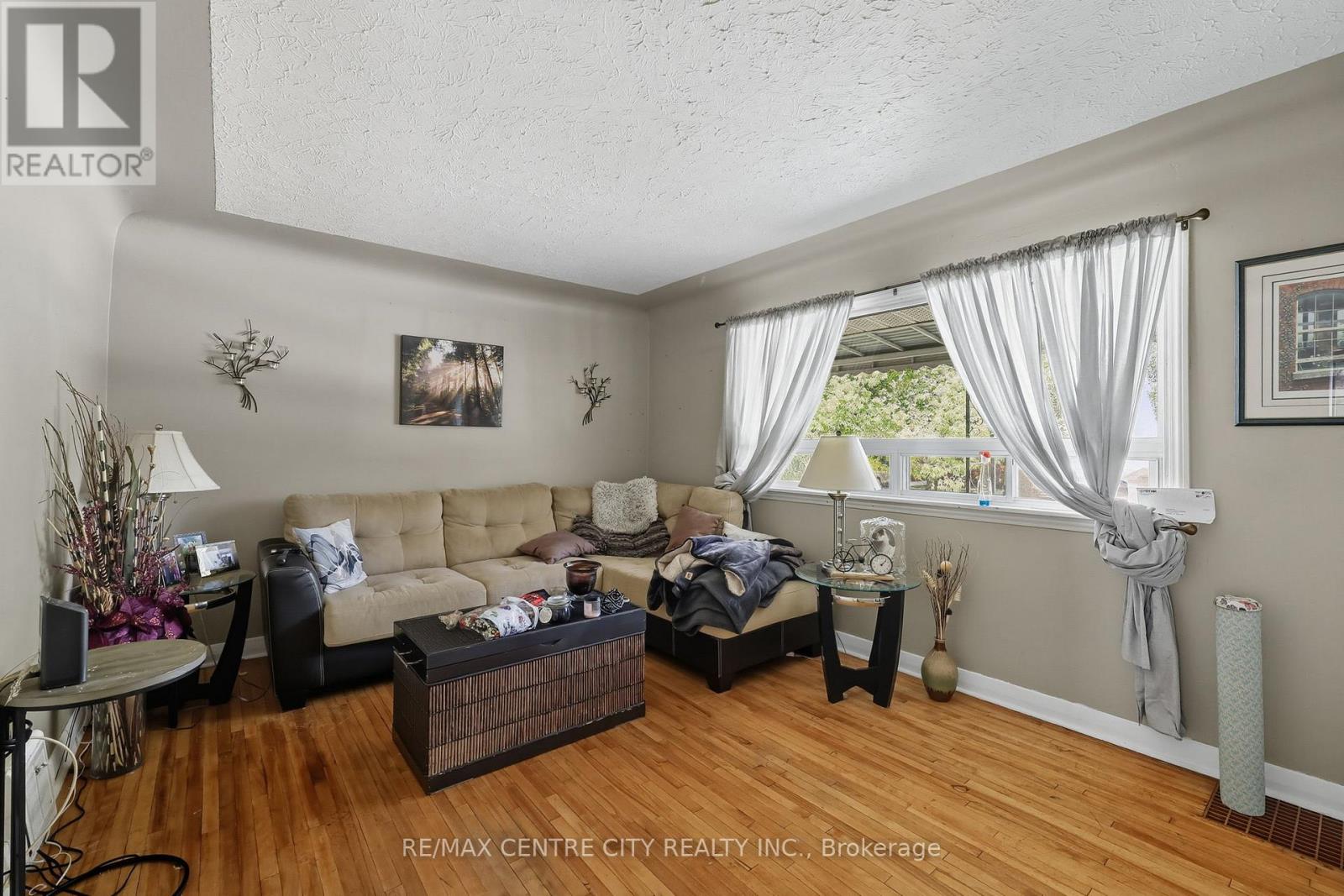 75 Glass Avenue, London East, Ontario  N5W 1Z8 - Photo 5 - X12861032