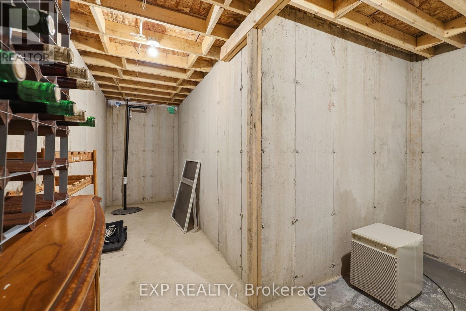 56 Optimist Drive, Southwold, Ontario  N5P 0G4 - Photo 35 - X12875678